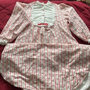 Lanzt of Salzberg Thick Flannel, Ankle length Nightgown. Sm. but Roomy. USA Made